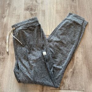 Vuori Joggers